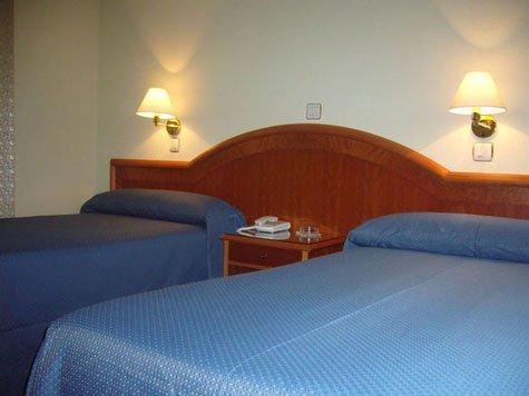 Hotel Buenos Aires Villafria Экстерьер фото