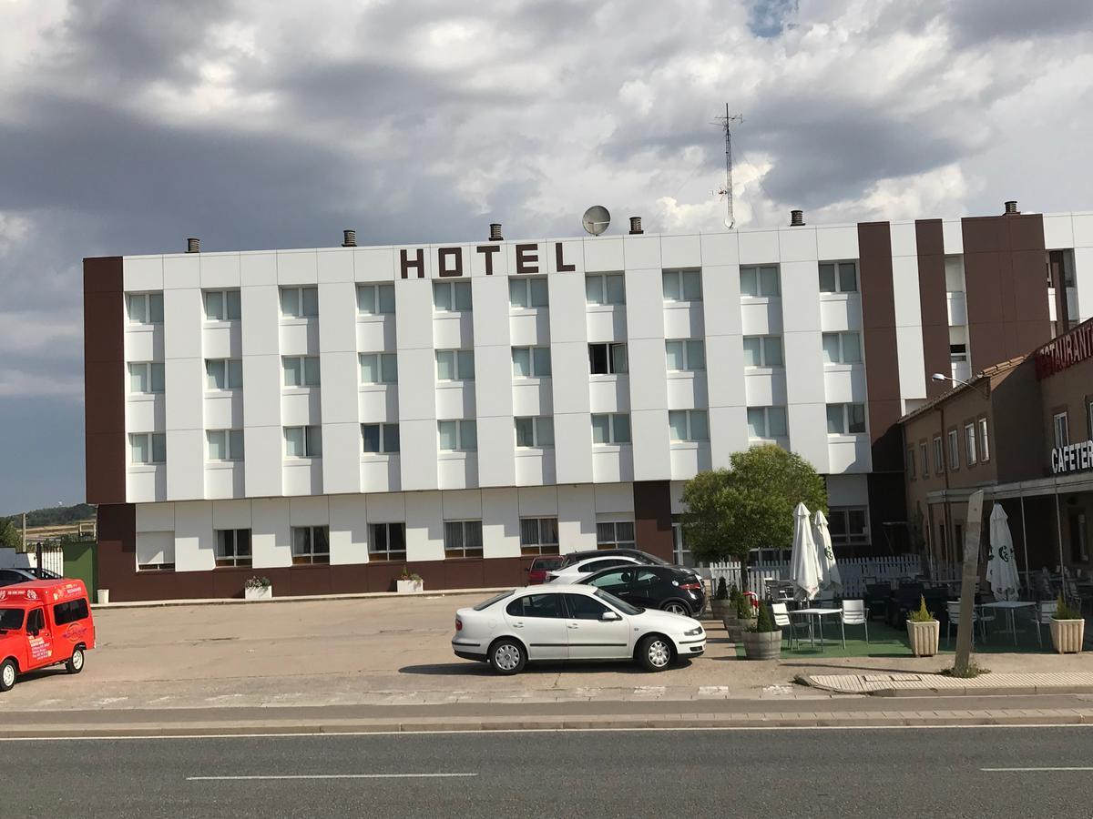 Hotel Buenos Aires Villafria Экстерьер фото